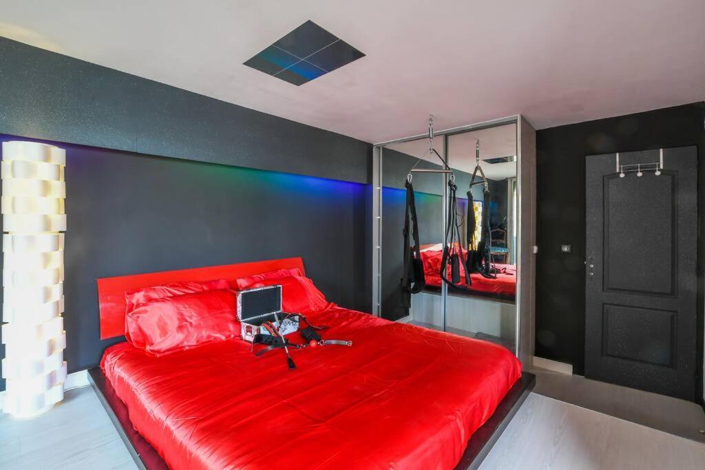 Le Cherubite: Entre Erotisme Et Baroque #Sexroom #Bdsm La Grande Motte Exterior photo